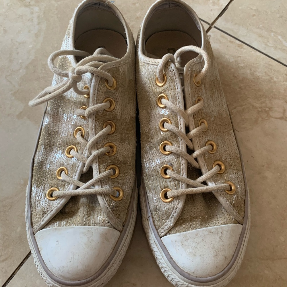 Sparkles Converse sneakers